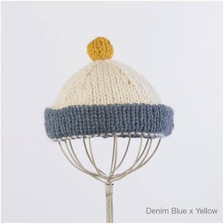 TSUYUMI Hand-knitted pom-pom beanie 〈手編み ポンポン・ビーニー〉
