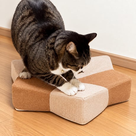 ガリボロスター　にゃんこ爪とぎクッション　ベージュ