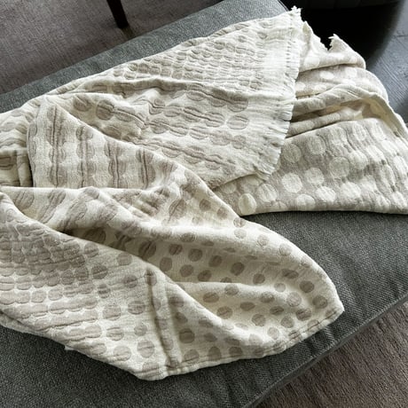 Almedahls アルメダールス　コットンブランケット PRICKTYG (水玉）
