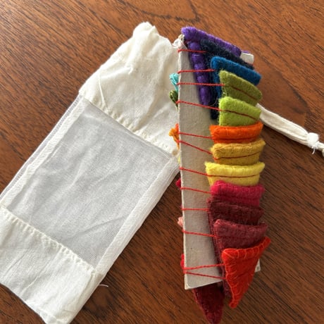 Gry & Sif グライ アンド シフ　Colorful Flag Garland