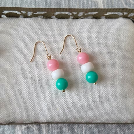 ハンドメイドピアス | STORES