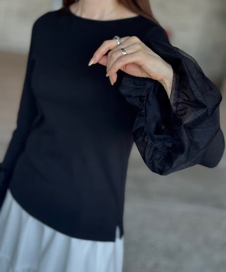 チュールフレアスリーブ プルオーバー（BLACK）