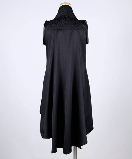 h.NAOTO/エイチ・ナオト　Vampire Wing Lapel Sleeveless Jacket