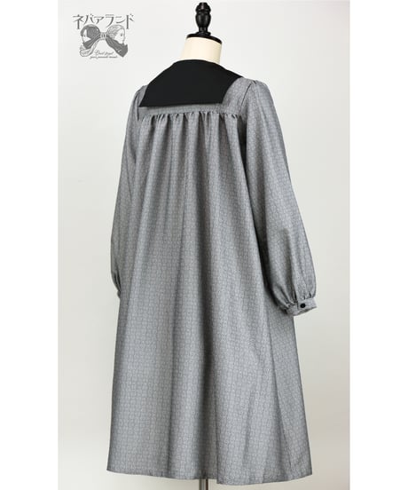 ネバアランド　星雲セーラーワンピース〈銀〉L