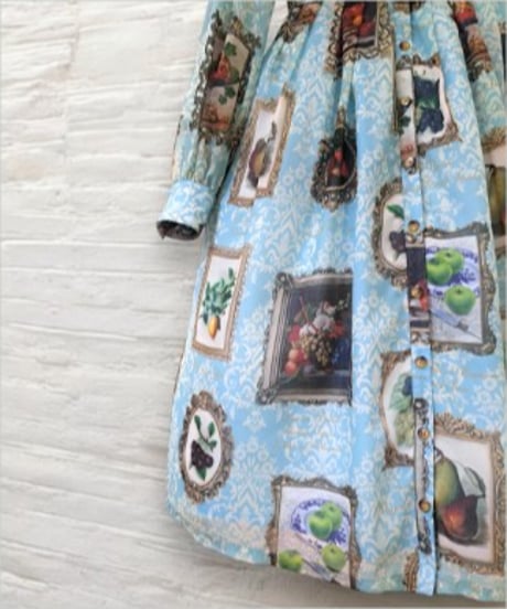 Perla nell' ostrica/ペルラネルオストリカ　Fruit Still Life Art Museum one-piece dress（sax）