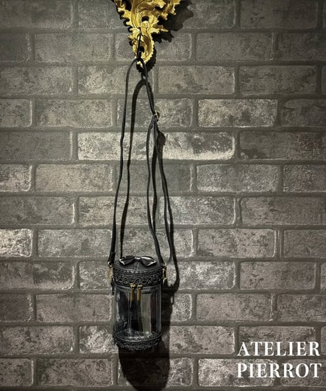 ATELIER-PIERROT／ “Throne” Doll Pouch（ブラック）
