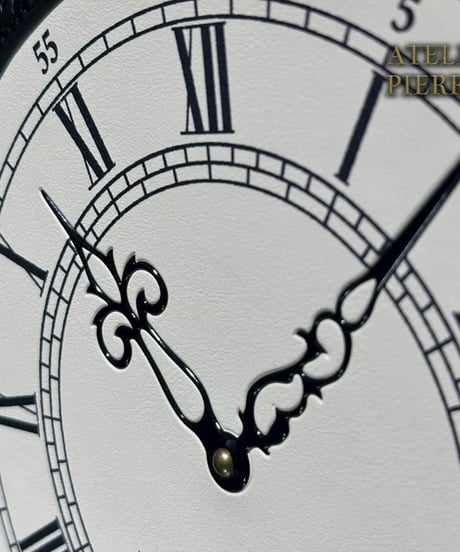 ATELIER-PIERROT／“Aeon” Clock Shoulder Bag（ブラック）