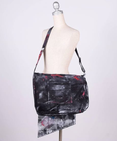 h.NAOTO/エイチ・ナオト　Destroy Action Paint Bag