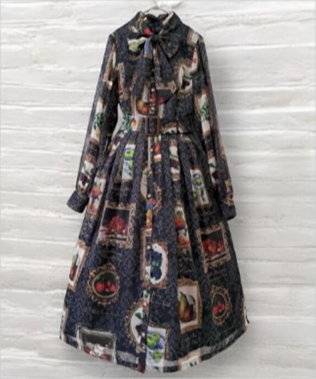 Perla nell' ostrica/ペルラネルオストリカ　Fruit Still Life Art Museum one-piece dress（Black）