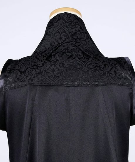 h.NAOTO/エイチ・ナオト　Vampire Wing Lapel Sleeveless Jacket