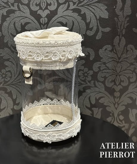 ATELIER-PIERROT／ “Throne” Doll Pouch（ホワイト）