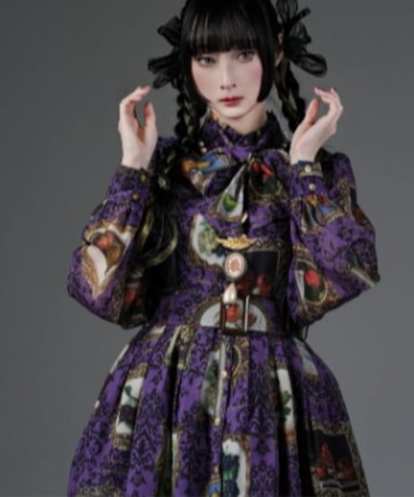 Perla nell' ostrica/ペルラネルオストリカ　Fruit Still Life Art Museum one-piece dress（Purple）
