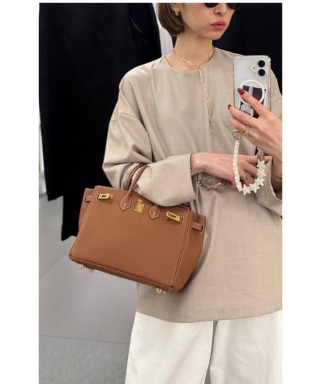 【1】Silent Line Tops（beige)