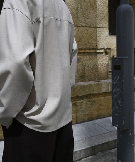 【1】Silent Line Tops（beige)