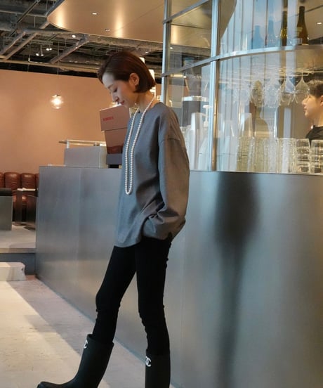 【1】Silent Line Tops（grey)