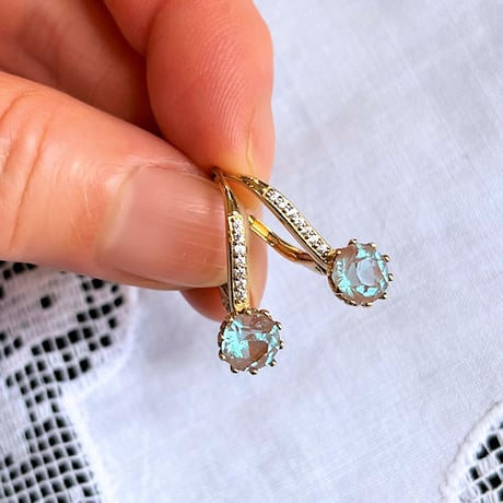サフィレット&ペーストピアス