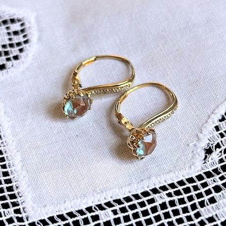 サフィレット&ペーストピアス