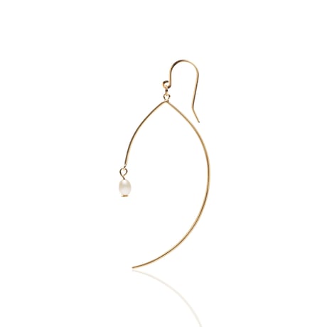 K18YG リーニュ 淡水パール フックピアス / Ligne Pearl Hook Earrings