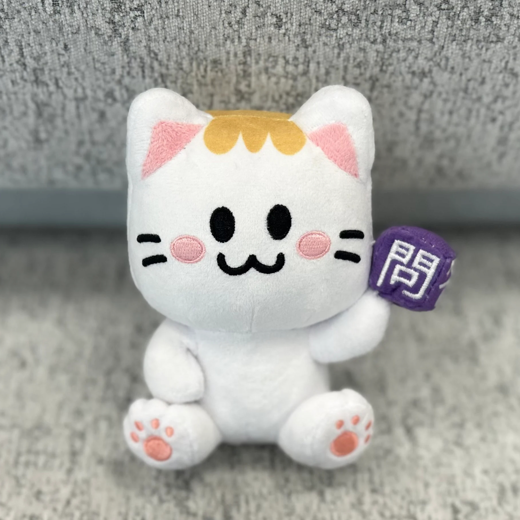 数量限定】mond5周年記念 にゃんどぬいぐるみ | mond 公式ショップ