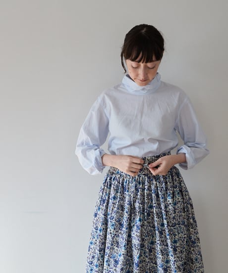 GATHERED APRON A/ LIBERTY Rachel (Blue)