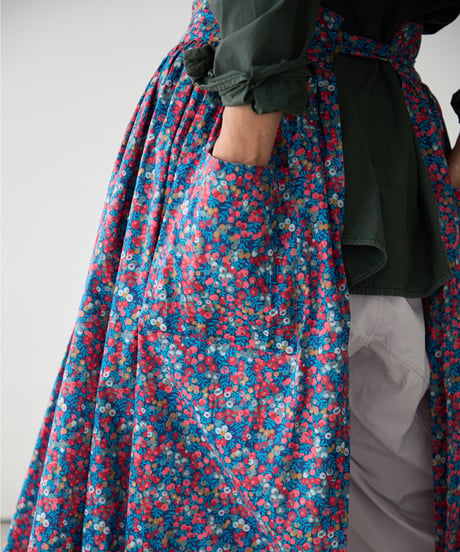 GATHERED APRON A / LIBERTY Wiltshire (blue)