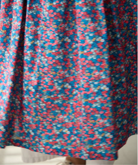 GATHERED APRON A / LIBERTY Wiltshire (blue)