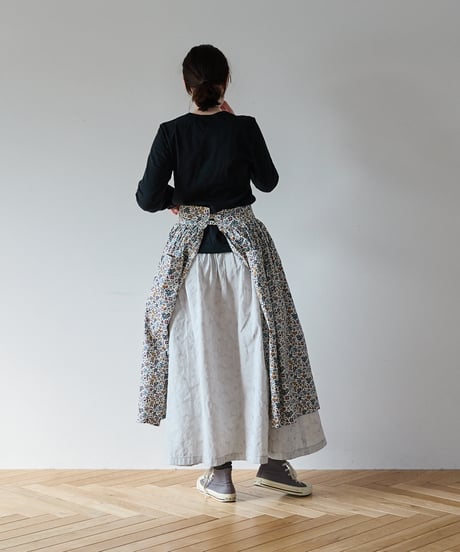GATHERED APRON A / LIBERTY Annabella (red）