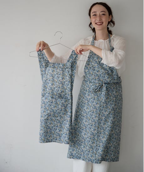 KIDS APRON L / LIBERTY Chive (blue)