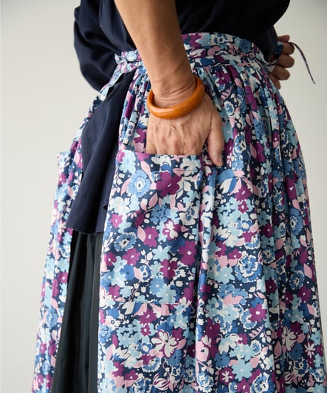 GATHERED APRON A / LIBERTY Gloria Romo (purple)