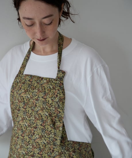 SQUARE APRON (Short) / LIBERTY Chive (green)