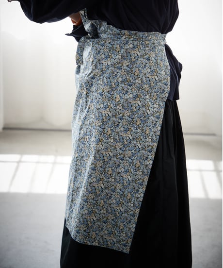 SQUARE APRON (Short) / LIBERTY Chive (blue)
