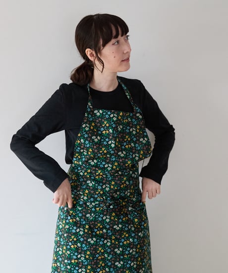SQUARE APRON / LIBERTY Maria (black)