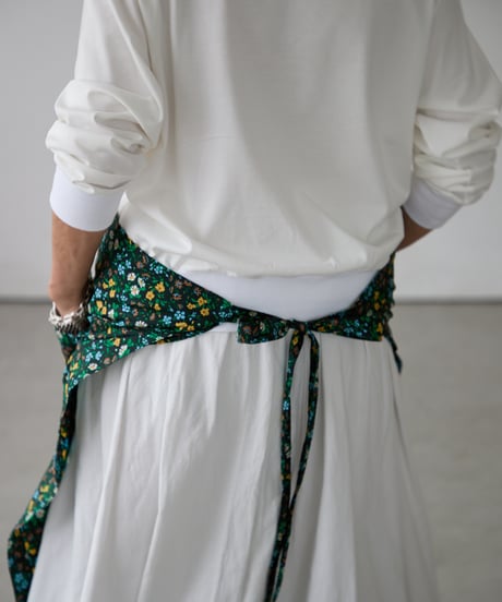 SQUARE APRON (Short) / LIBERTY Maria (black)