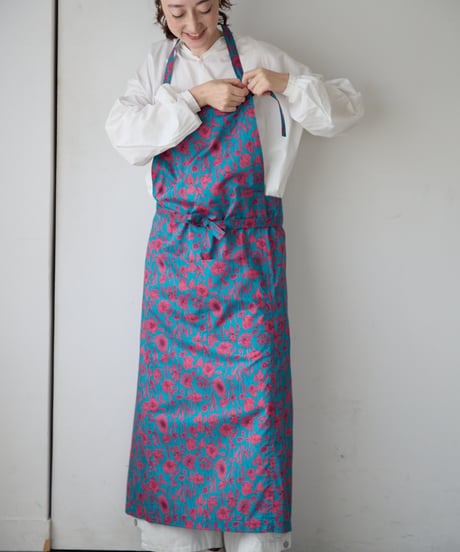 SQUARE APRON / LIBERTY Mono Muse (turquoise)