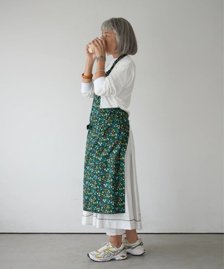 SQUARE APRON (Short) / LIBERTY Maria (black)