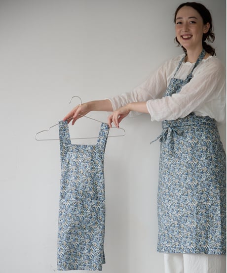 KIDS APRON L / LIBERTY Chive (blue)