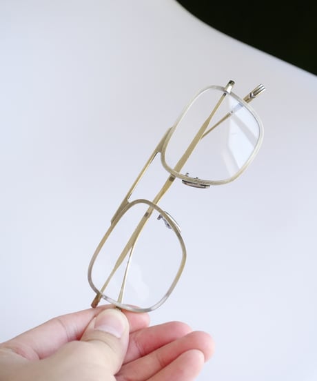 OG x OLIVER GOLDSMITH OLIVER Ⅲ-T c.A GOLD,A SILVER
