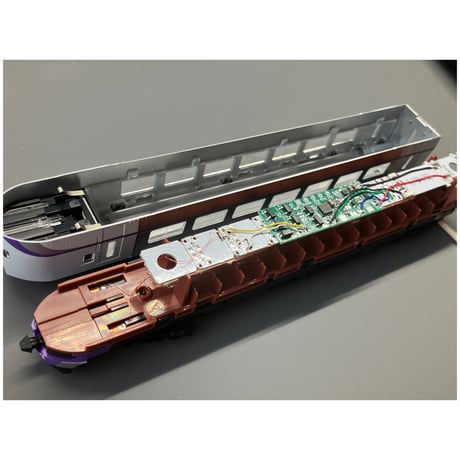 DCCデコーダー M1両極性回路付き