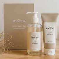 mellow モイストケアセット  シャンプー300ml＋トリートメント250g｜6,500円（税込）