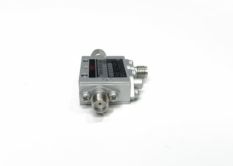 高周波カップラー 4.0GHz～7.8GHz 10dB ヒロセ HDH-06010GID(40) 【未使用】