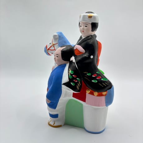 シャンシャン馬（中）