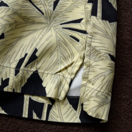 MINT! TOMMY BAHAMA HAWAIIAN SHIRTS M