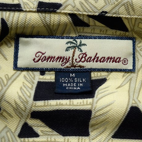 MINT! TOMMY BAHAMA HAWAIIAN SHIRTS M