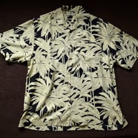 MINT! TOMMY BAHAMA HAWAIIAN SHIRTS M