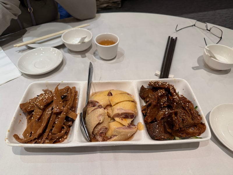 Shanghai River Restaurant