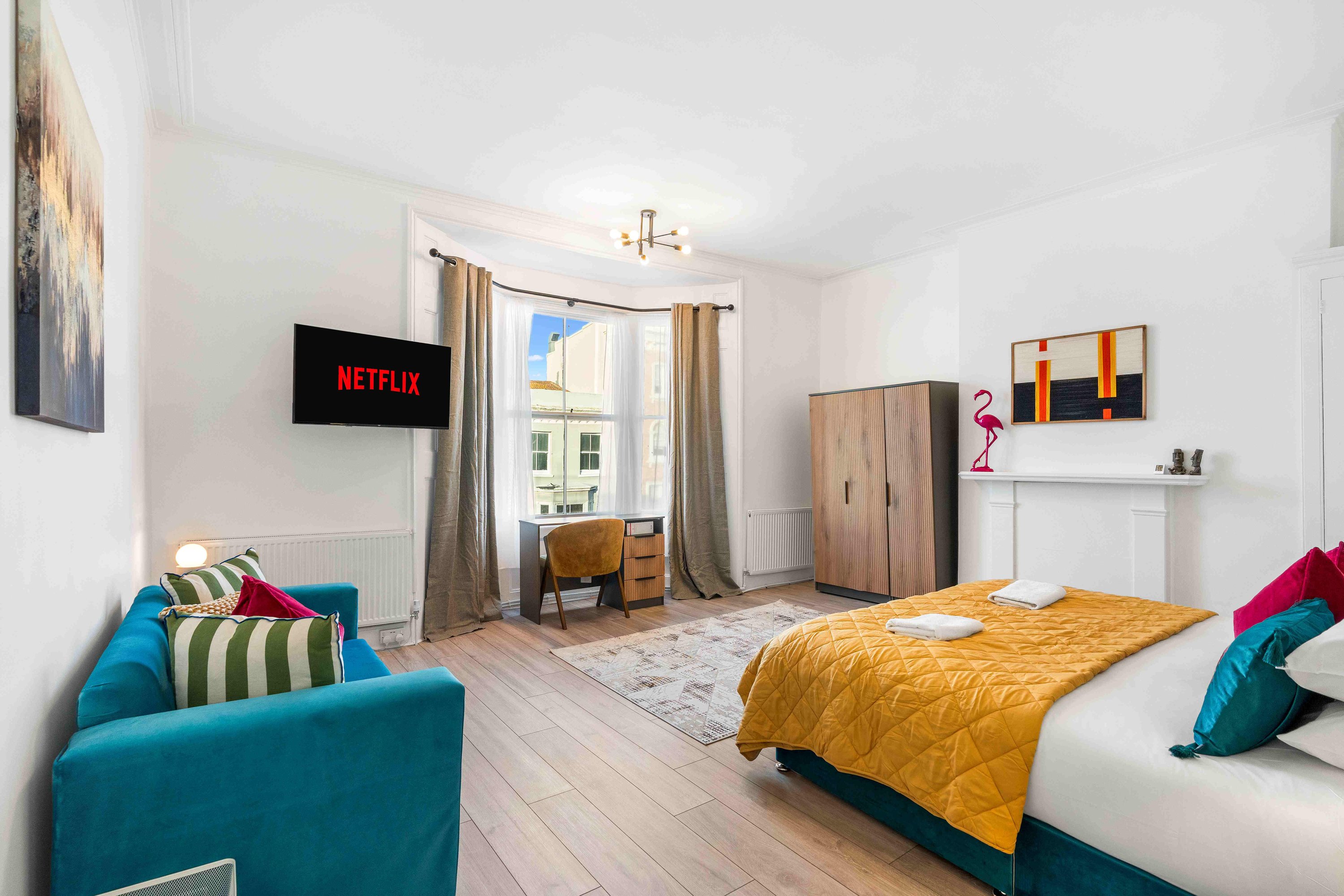 Hove Above | By My Getaways in 112 Church Road, Hove, East Sussex BN3 2EB - Property image 8 - VivreStays