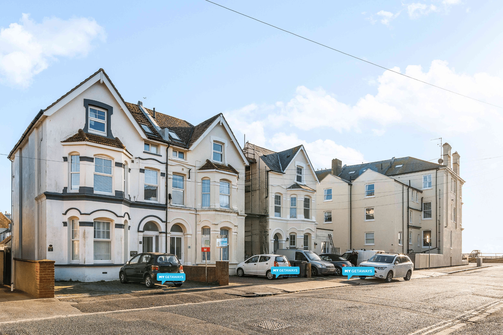 Queens Cove with Seaviews | By My Getaways in 6 Queens Road, Worthing, West Sussex Bn11 3LX - Property image 8 - VivreStays