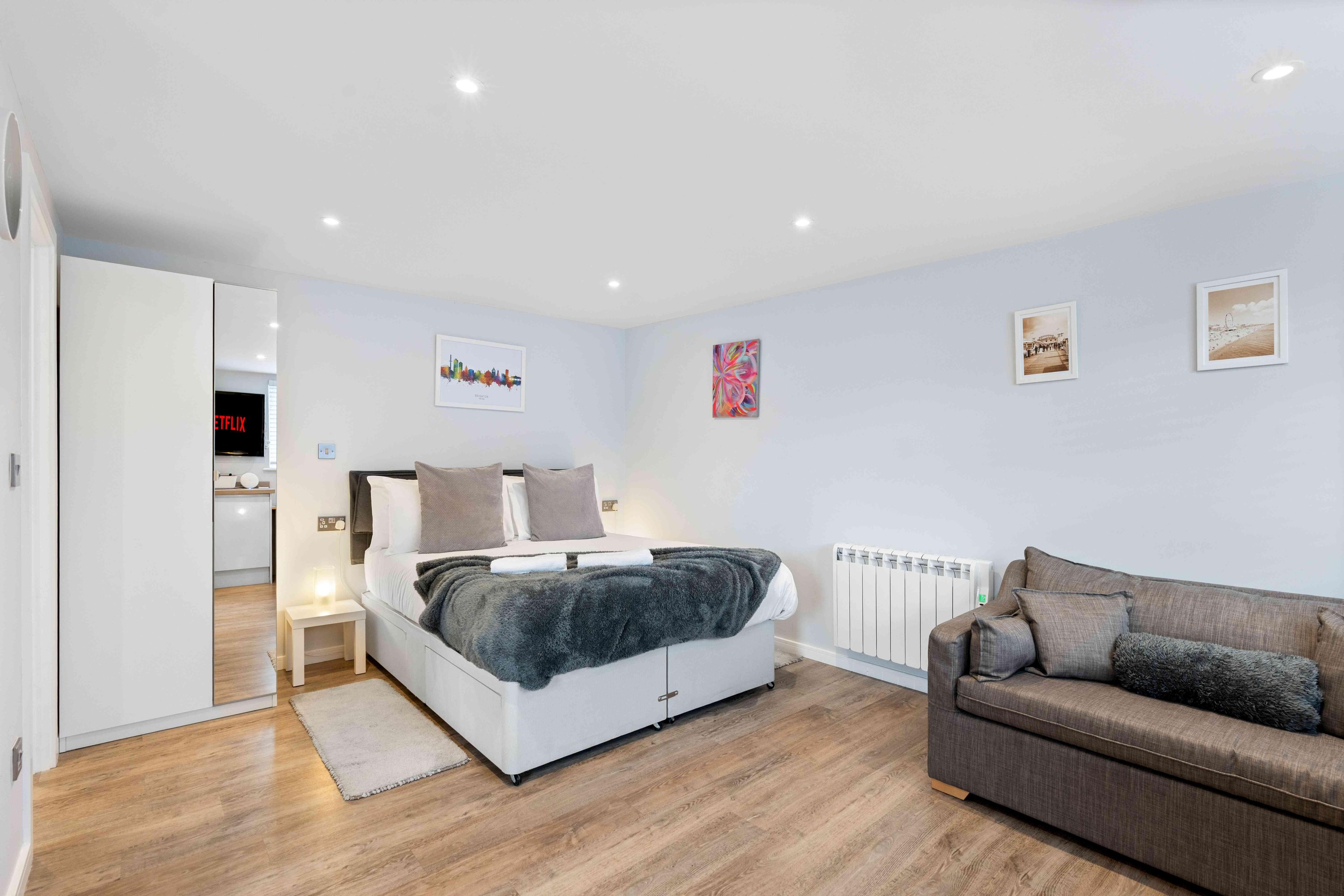 The Patch with free parking | By My Getaways in Mayfield Crescent Patcham, Brighton BN1 8HR - Property image 10 - VivreStays