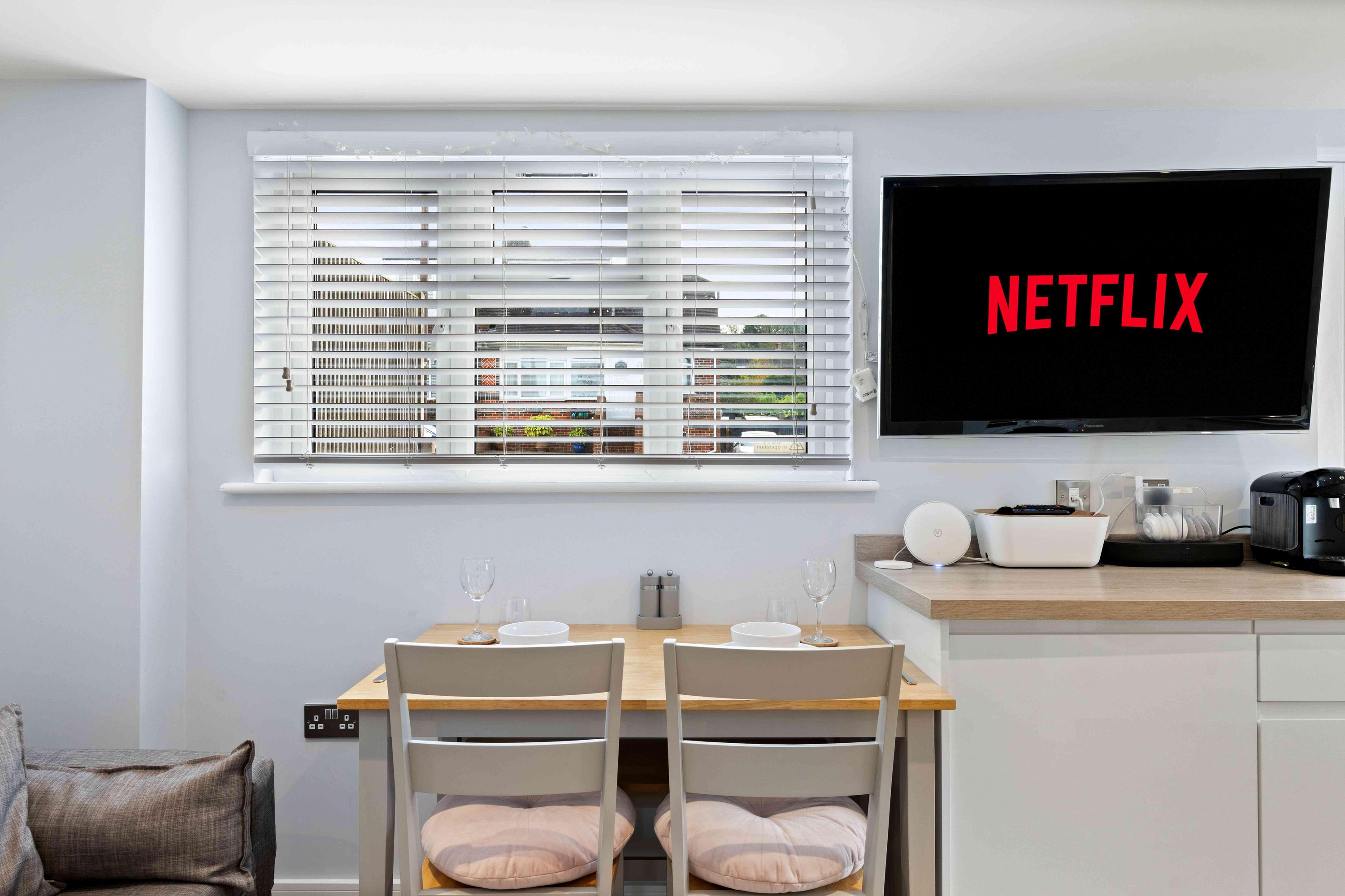 The Patch with free parking | By My Getaways in Mayfield Crescent Patcham, Brighton BN1 8HR - Property image 4 - VivreStays