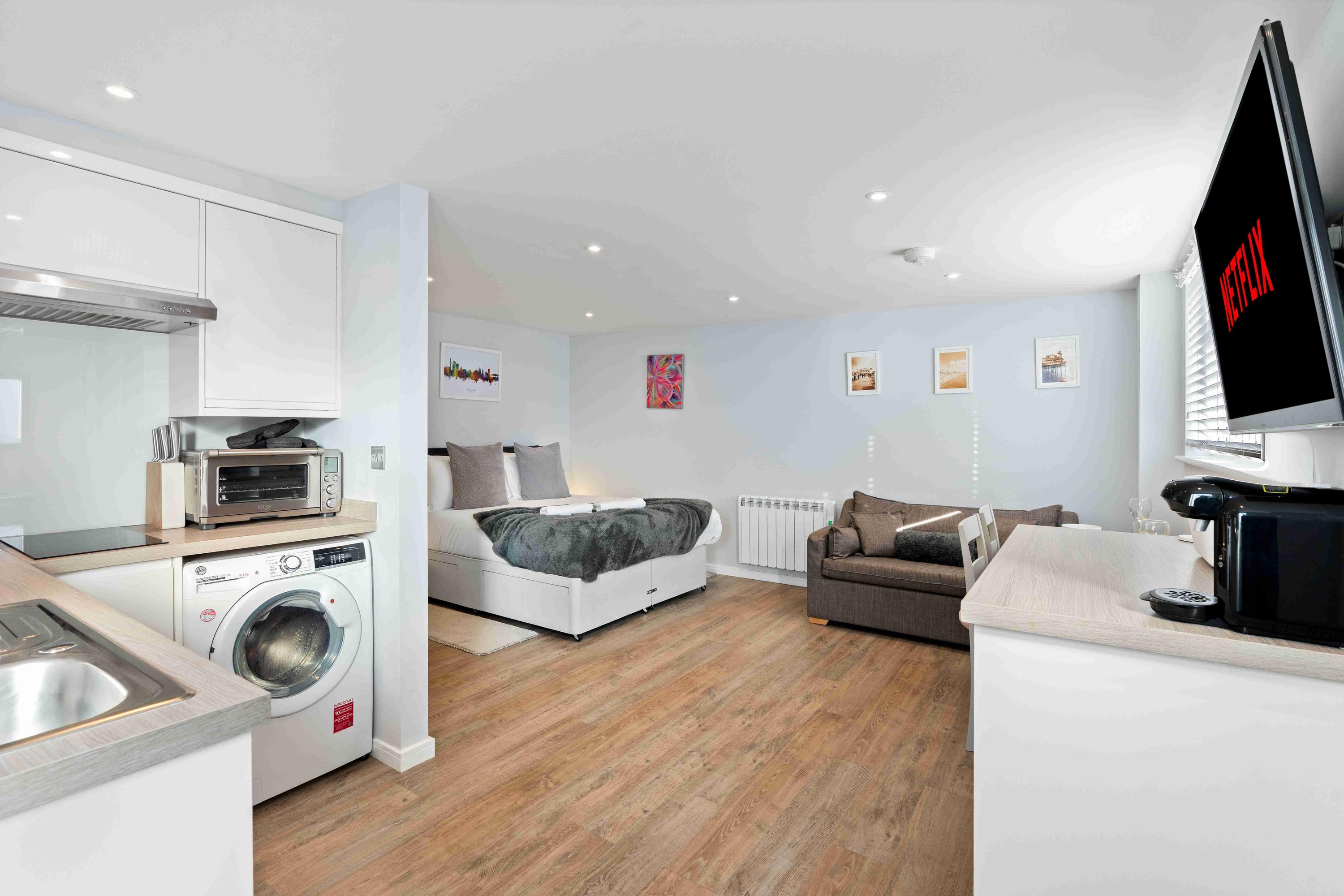 The Patch with free parking | By My Getaways in Mayfield Crescent Patcham, Brighton BN1 8HR - Property image 15 - VivreStays